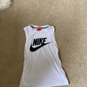 Nike Muscle Tank